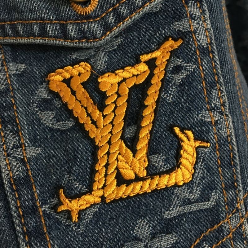 Louis Vuitton Outwear